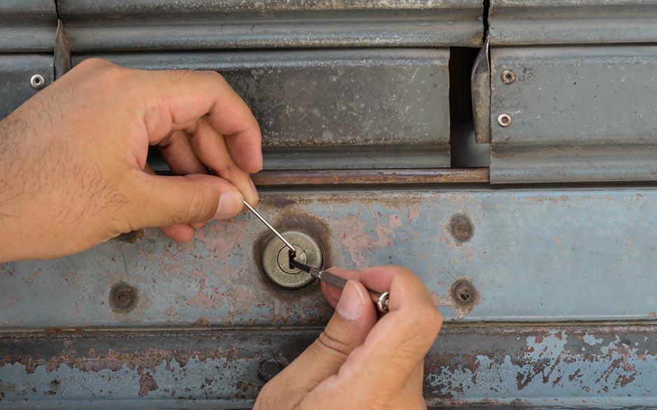 techniciens en serrurerie Voisins-le-Bretonneux